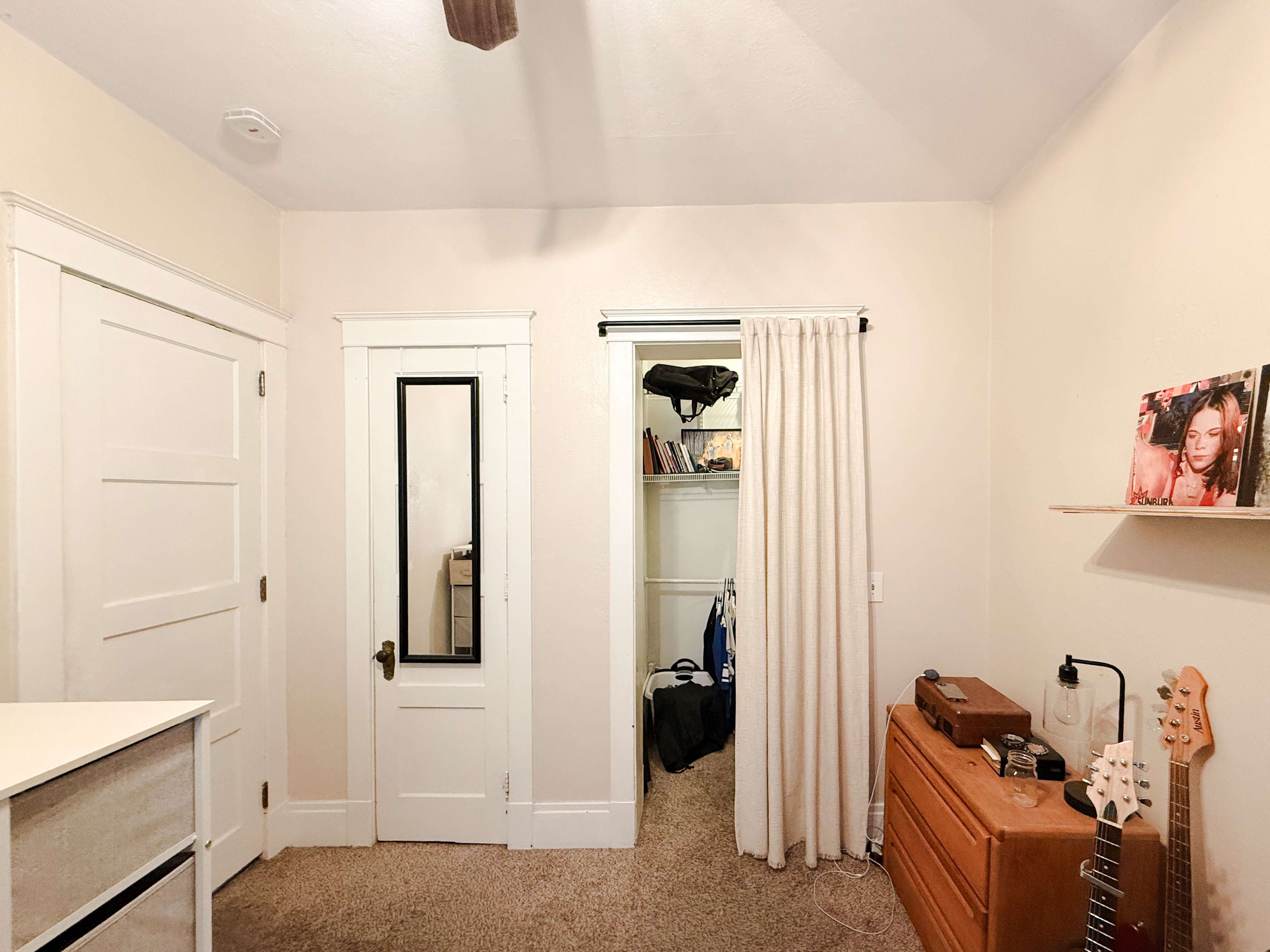 Large Bedroom — Private or Shared photo 2